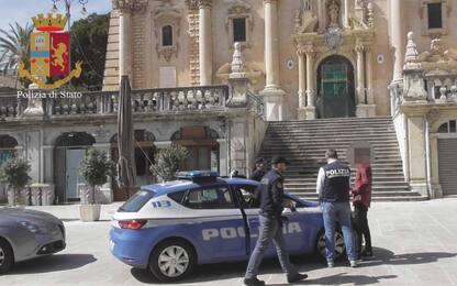 Bullismo a Ragusa, furti e "cavalli ritorno": fermato 17enne