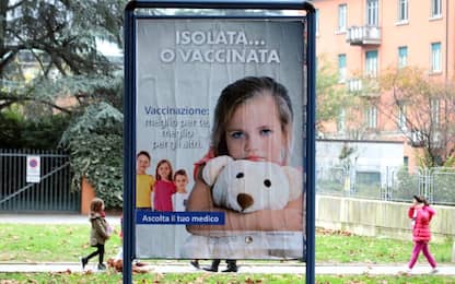 Vaccini a scuola, scattano le sanzioni