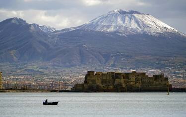 01-maltempo-neve-vesuvio-ansa