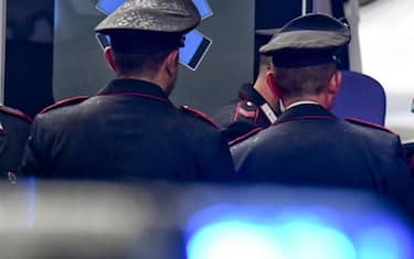 Furto da 100mila euro in una gioielleria di Milano, si cerca coppia