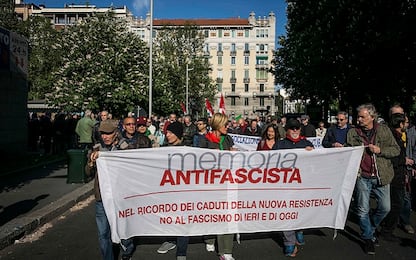 Milano, presidio Anpi e Memoria Antifascista in piazzale Dateo