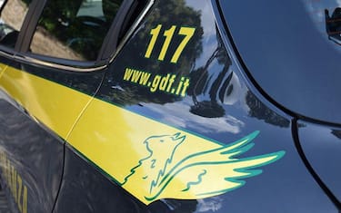 Bardonecchia, uomo cade in un pozzo: salvato da guardia di finanza