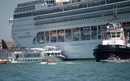 Scontro navi Venezia, indagati pilota e comandante Msc