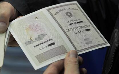 Addio alle vecchie carte d’identità, Ue le vuole più sicure e uniformi