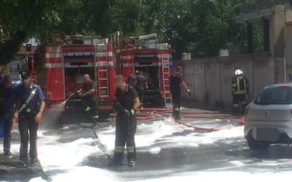 Bologna, incendio nello stabilimento delle ex officine Casaralta