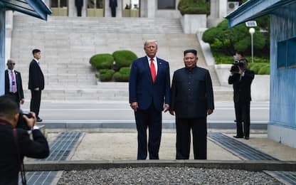 Trump incontra Kim Jong-Un ed entra in Nord Corea