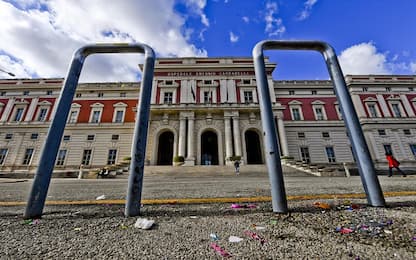 Napoli, botti: amputata mano destra a un uomo di 41 anni
