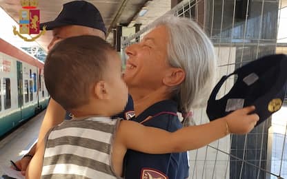 Fiumicino, bimbo sale su un treno senza la madre: riuniti a Termini