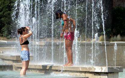 Weekend di caldo e afa: allerta in Sardegna, bollino rosso in 8 città