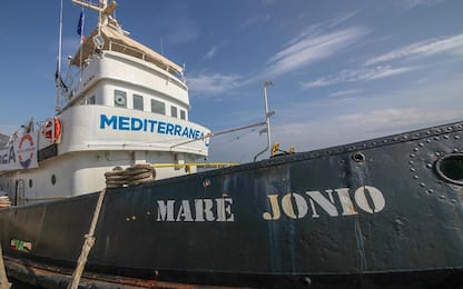 Migranti, Viminale: "Sequestrata la nave Mare Jonio"