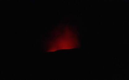 Ingv: “Trabocco lavico dal cratere dello Stromboli nella notte”