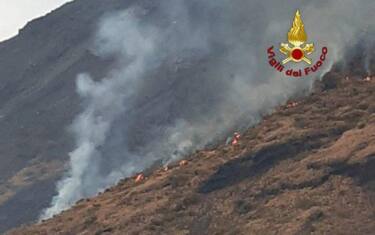 Eruzione Stromboli, cessa la fuoriuscita di lava ma resta emergenza