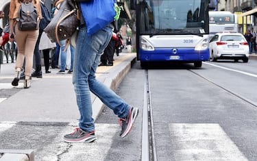 Vandalizzati autobus in deposito Gtt, ritardi nel servizio a Torino