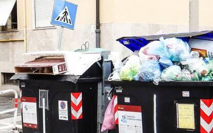 Emergenza rifiuti a Roma, addio maxi proroga. FOTO
