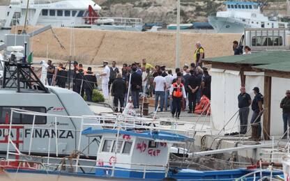 Migranti, naufragio a Lampedusa: almeno 13 morti, tutte donne