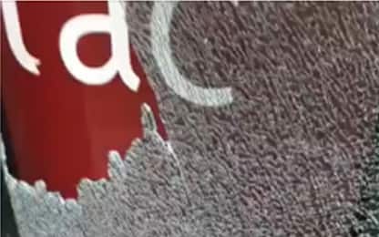 Roma, rompe il vetro di un tram Atac con un calcio: denunciato 17enne 