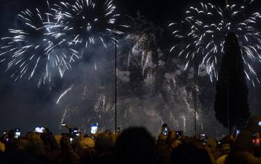 fuochi_artificio_ansa