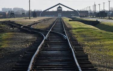 Il Comune di Predappio nega i fondi per il viaggio ad Auschwitz