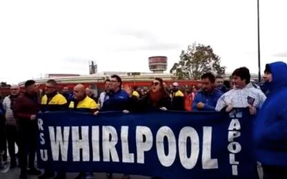Whirlpool, nuova manifestazione degli operai a Napoli. VIDEO