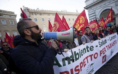 Manifestazione ex Ilva a Roma, operai in piazza. FOTO