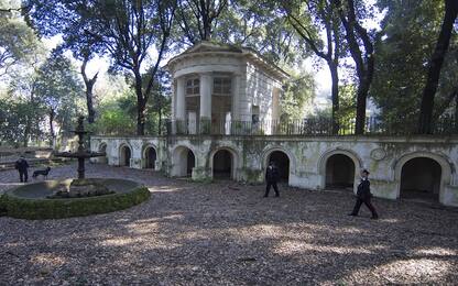 Roma, cede parte muro contenimento al Parco Villa Ada: chiusa strada