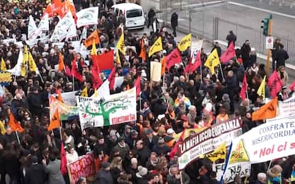 Mafia, 300 associazioni alla manifestazione Foggia Libera Foggia VIDEO