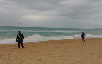 Marsala, trovati 40 chili di hashish sulla spiaggia