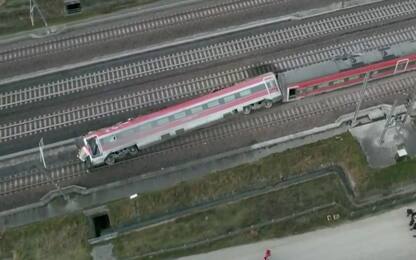 Treno deragliato a Lodi, le immagini dall'alto. FOTO