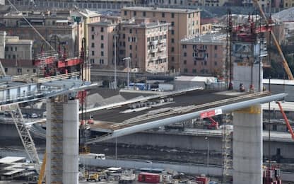 Ponte di Genova, varato il maxi impalcato da 100 metri