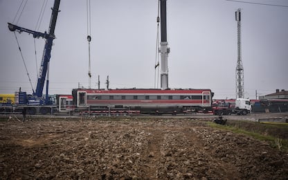 Treno deragliato a Lodi, terminate operazioni di rimozione dei vagoni
