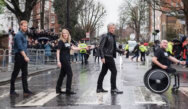 Londra, il principe Harry e Bon Jovi agli Abbey Road Studios