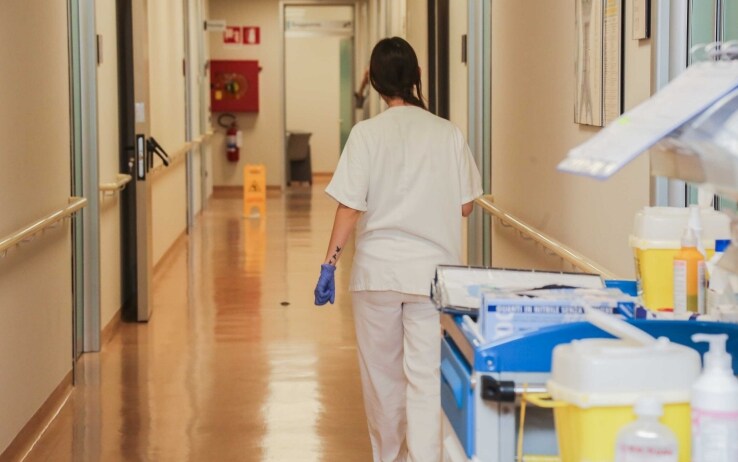 Lettera di un'infermiera a Conte: il mio lavoro vale più di ...