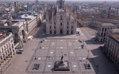 Coronavirus, Milano deserta nelle immagini del drone. FOTO