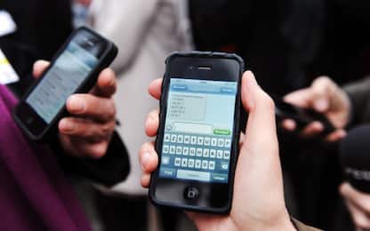 Ragusa, frode fiscale sulla vendita online di cellulari: una denuncia