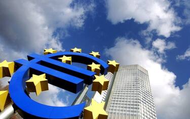 Bollettino BCE, pil eurozona in calo dell'8,7% nel 2020
