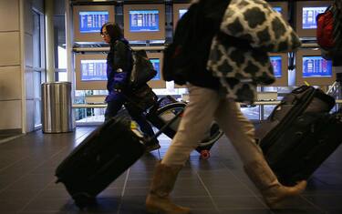 Madrid, arrestata la "regina dei viaggi truffa": frodi per milioni