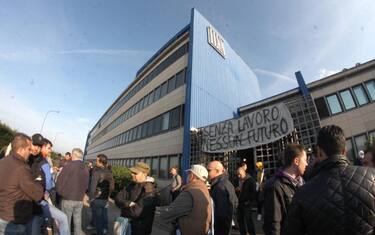 Ilva, sciopero di 4 ore contro esuberi: "Inaccettabili 6mila tagli"