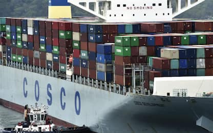 Trasporto marittimo, la cinese Cosco acquista la Orient overseas