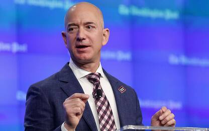 Il Ceo di Amazon Jeff Bezos divorzia dalla moglie