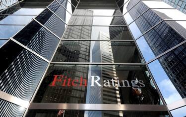 Crisi governo, Fitch: con esecutivo debole crescita a rischio