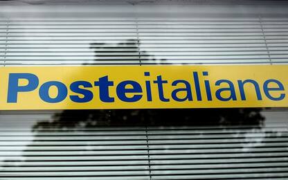 Roma, tentano di rubare dei pc dagli uffici delle Poste: due arrestati