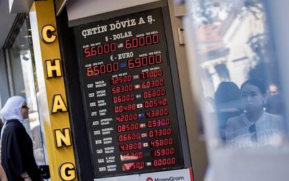 La Lira turca spaventa i mercati. Erdogan: fake news creano allarmi