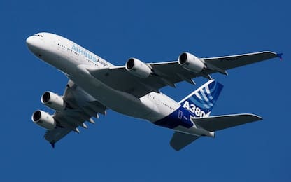 Airbus, successo per il primo decollo automatico di un aereo. VIDEO