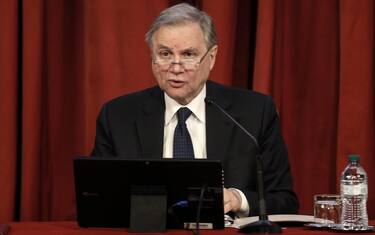 Visco: "Lo spread è raddoppiato dal 2018, ridurre il debito ora"