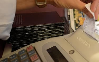 Scontrino fiscale elettronico dal 1° luglio, come funziona