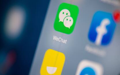 WeChat, giudice Usa sospende lo stop ai download voluto da Trump