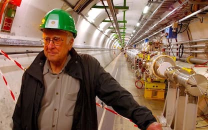 Peter Higgs, il padre del bosone compie 90 anni