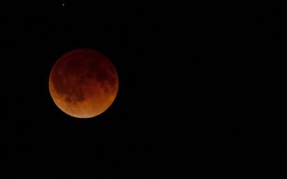 Il 27 luglio l'eclissi lunare più lunga del secolo: visibile in Italia