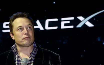 Space X, lanciati altri 60 satelliti in orbita per internet globale