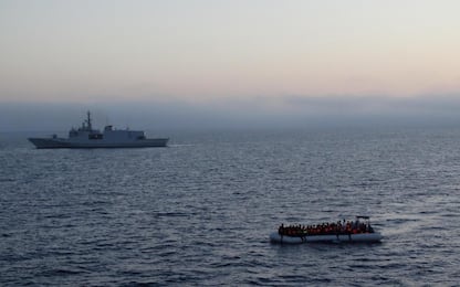 Palermo, migranti: salpa nave Mare Jonio in missione di salvataggio